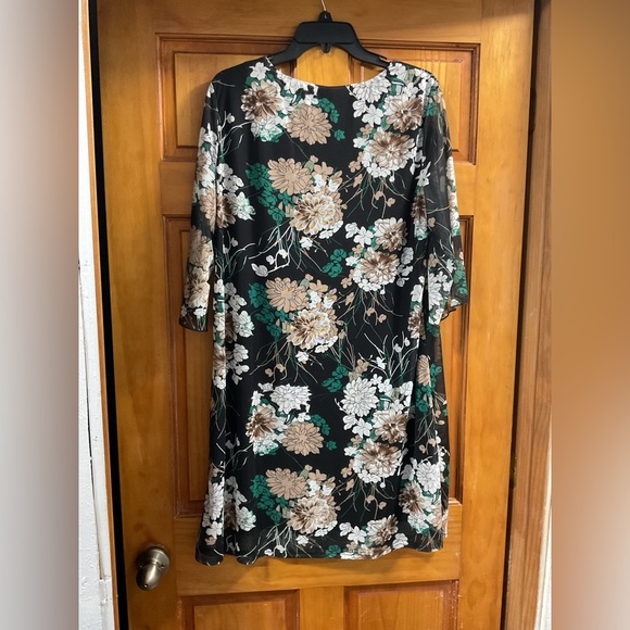 NWT Casual Crewneck Mesh Panel Split See Through 1/2 Sleeve Loose Floral Tunic - Picture 6 of 16